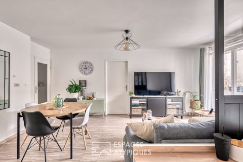 Apartment with terrace and balcony