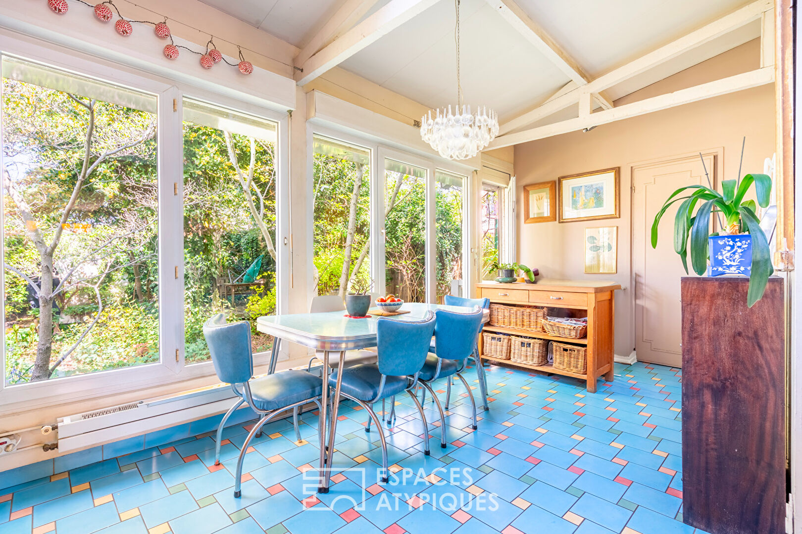 Maison avec jardin et terrasse