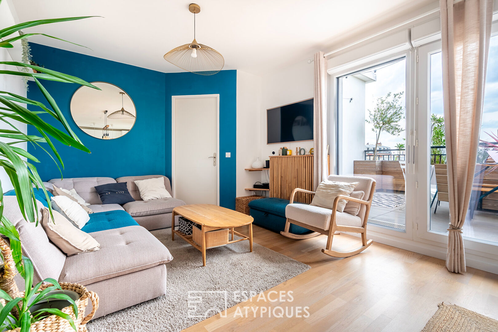 Appartement en dernier étage avec terrasse et vue dégagée