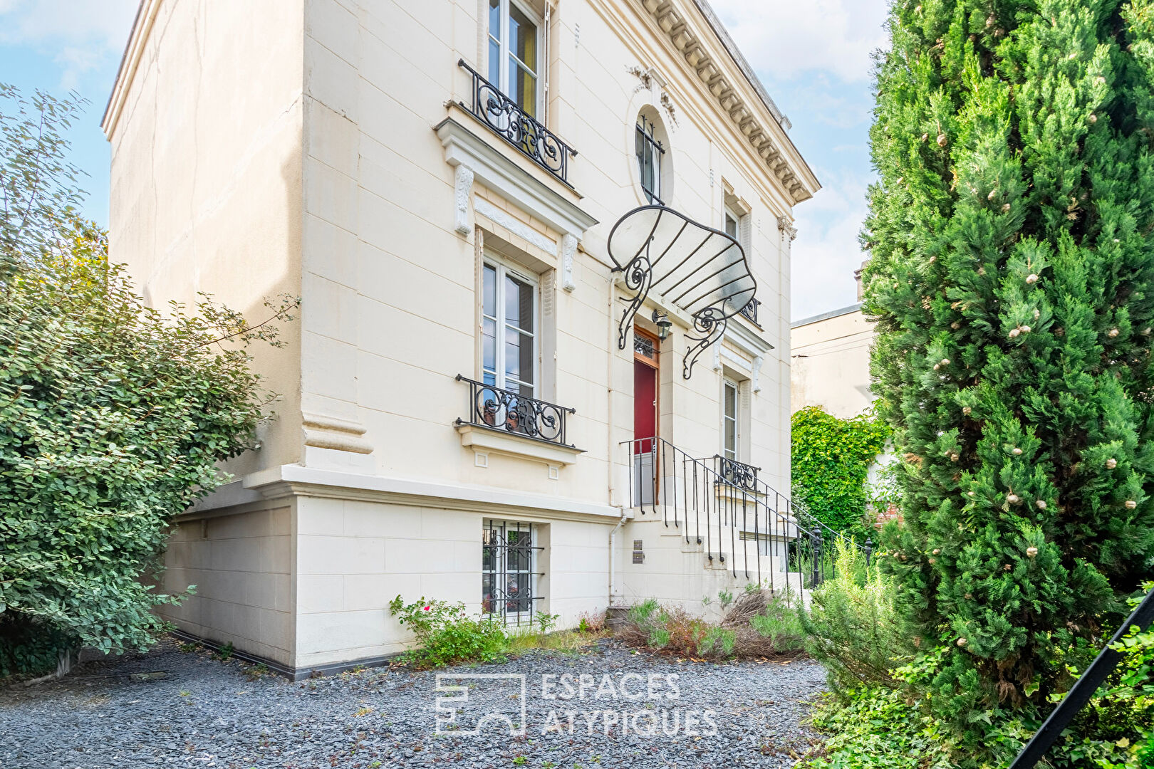 Mansion “Villa Bon Accueil”