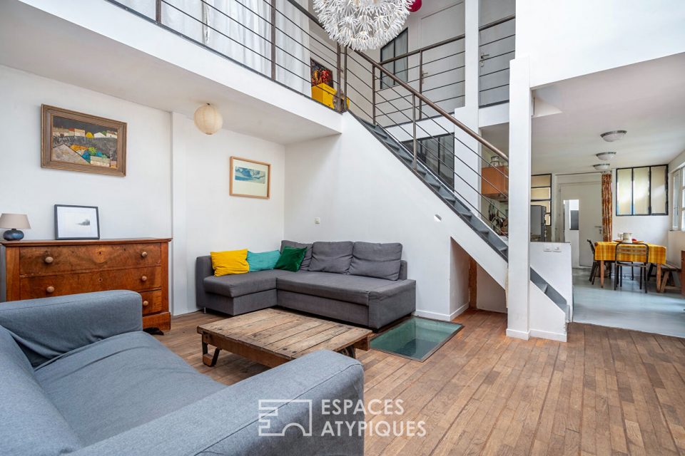 Maison style loft avec jardin