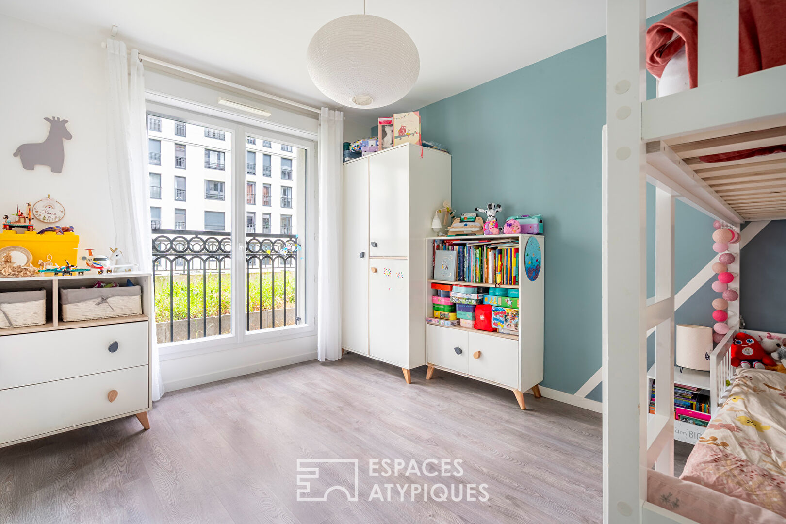 Apartment with terrace