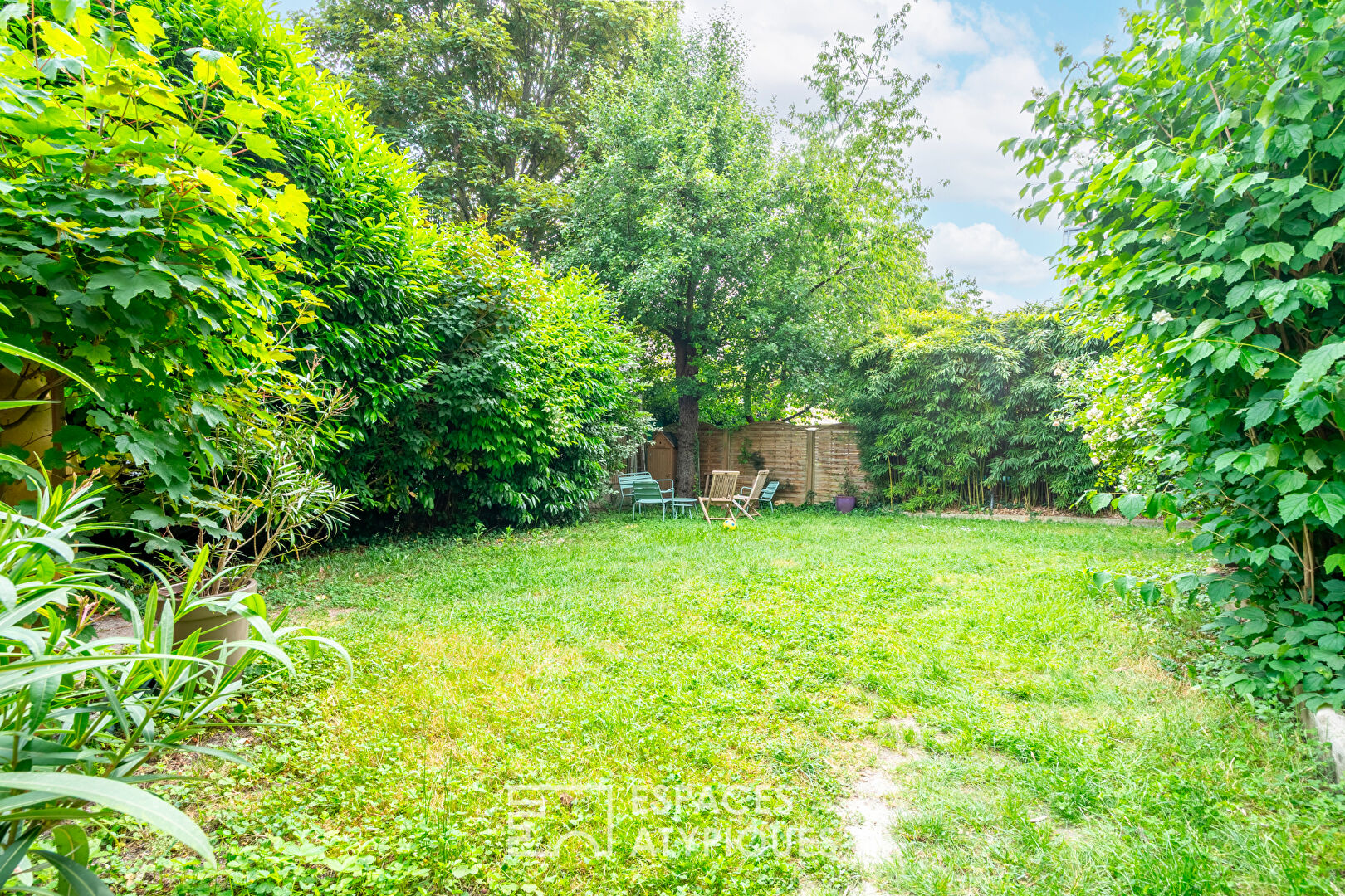 Duplex inversé avec jardin