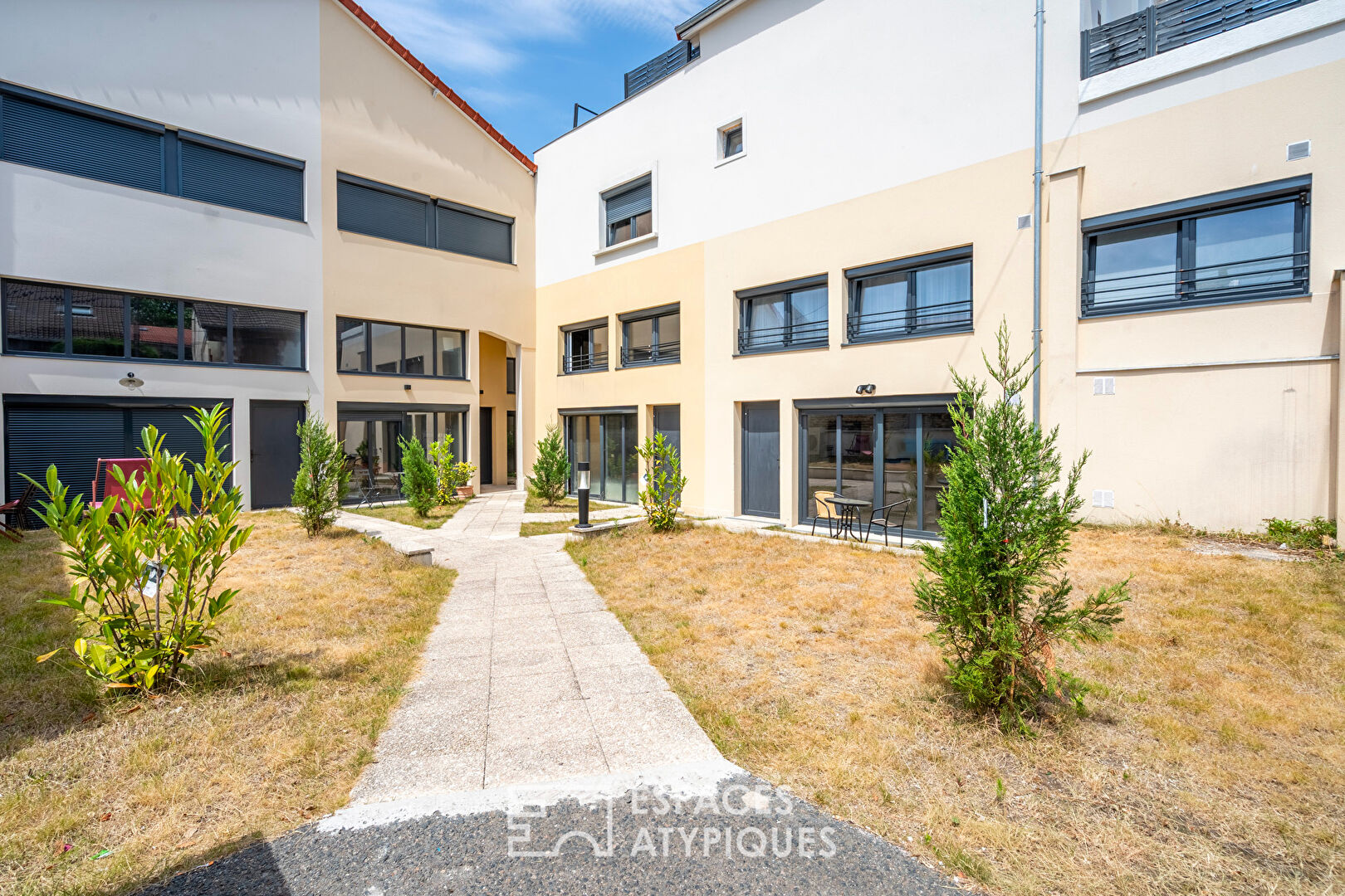 Duplex avec jardin