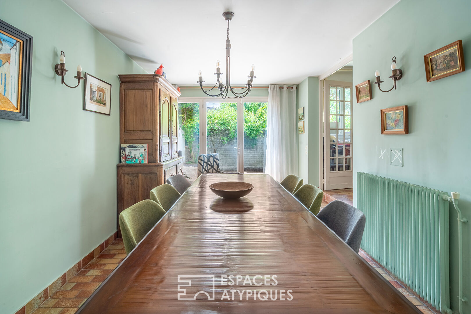Maison d’architecte avec jardin paysagé