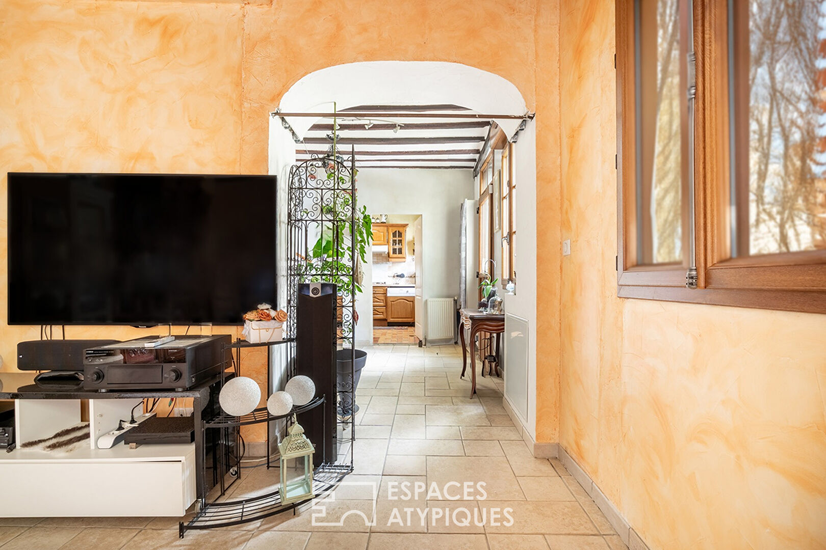 Maison familiale dans ancien atelier