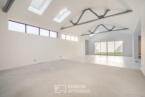 Loft à aménager avec jardin