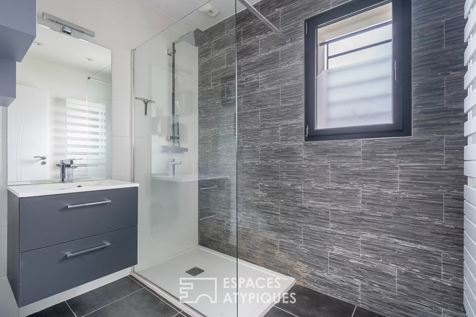 Maison familiale et contemporaine