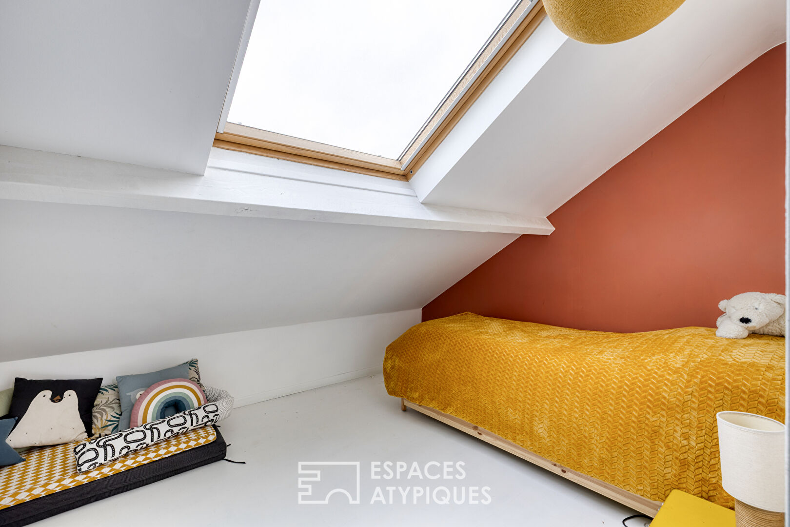 Maison de charme avec jardin et atelier