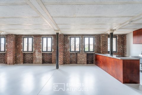 Minimalist loft near Quatre Chemins