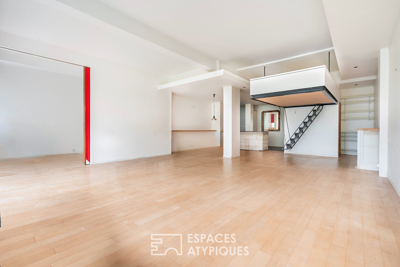 Loft industriel dans une ancienne usine Bertheau