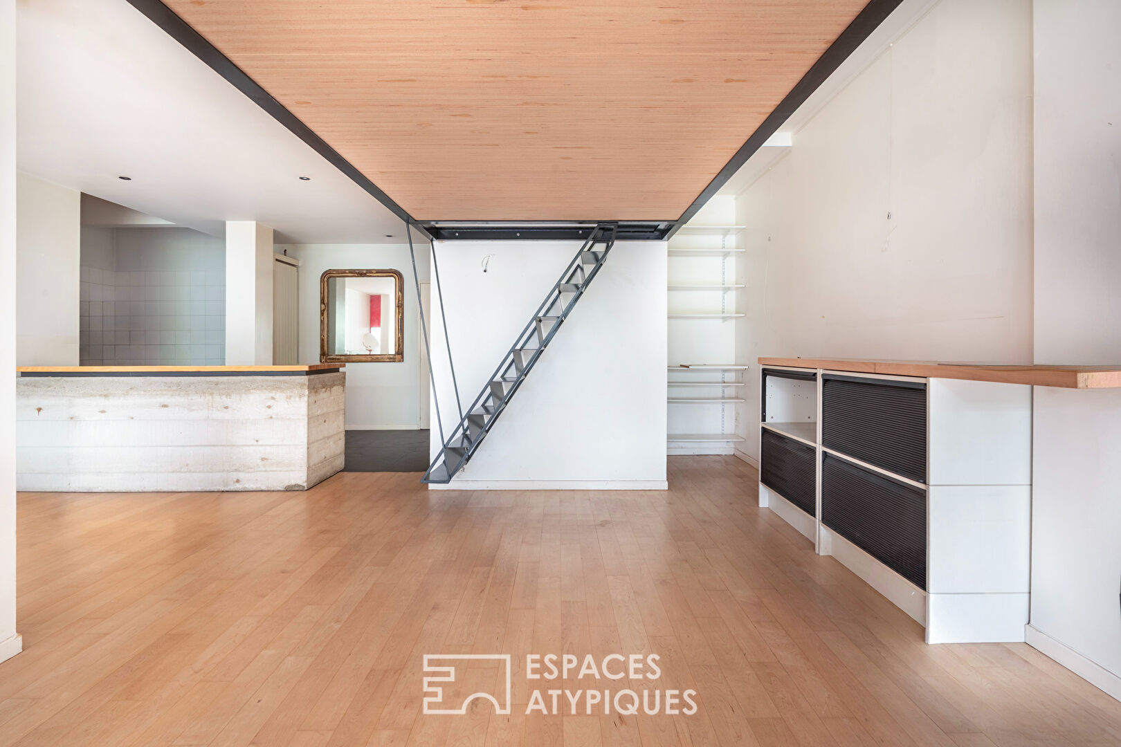 Loft industriel dans une ancienne usine Bertheau