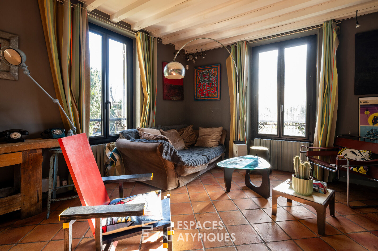 Maison familiale avec jardin arboré