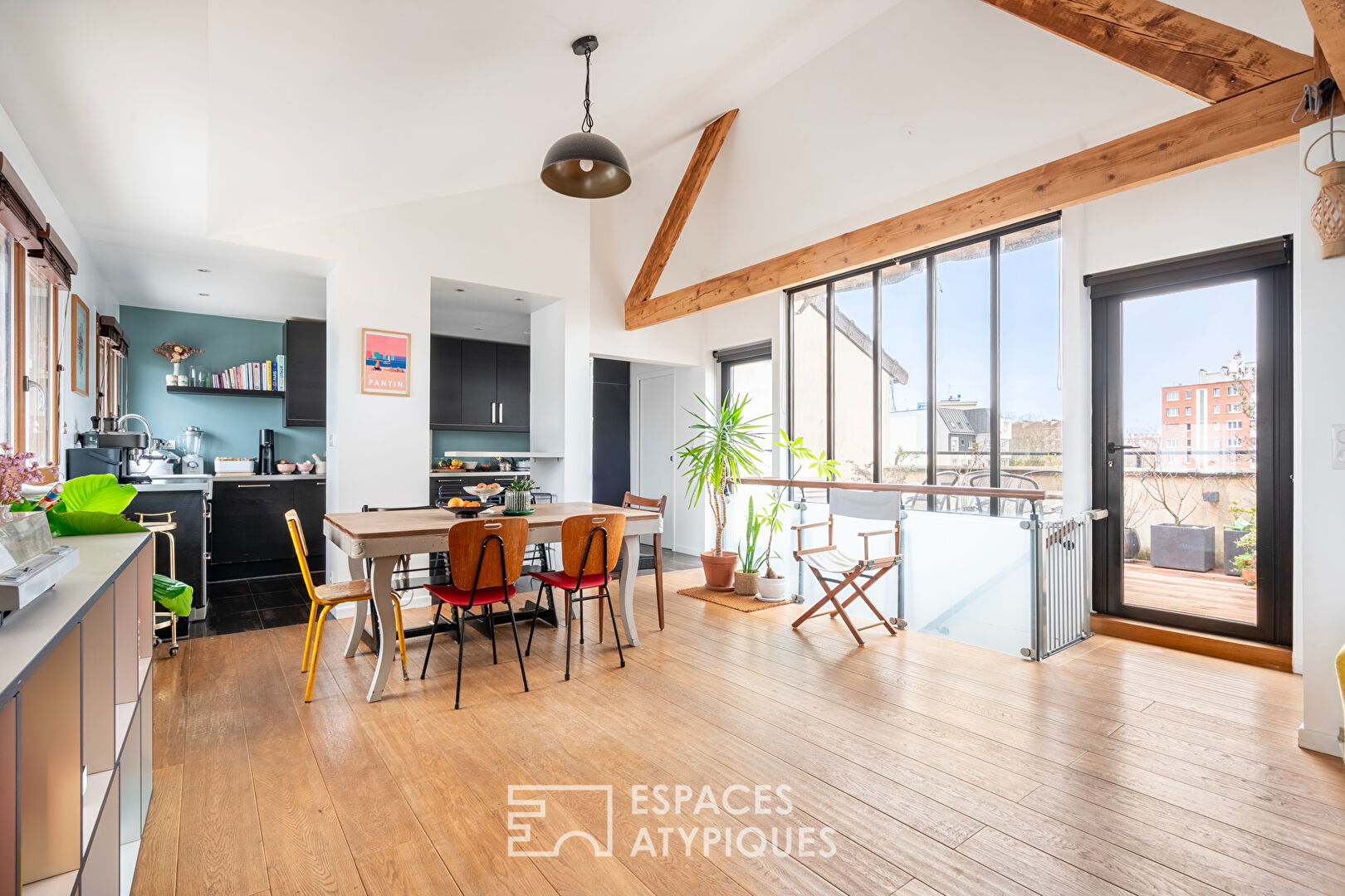 Duplex traversant avec terrasse