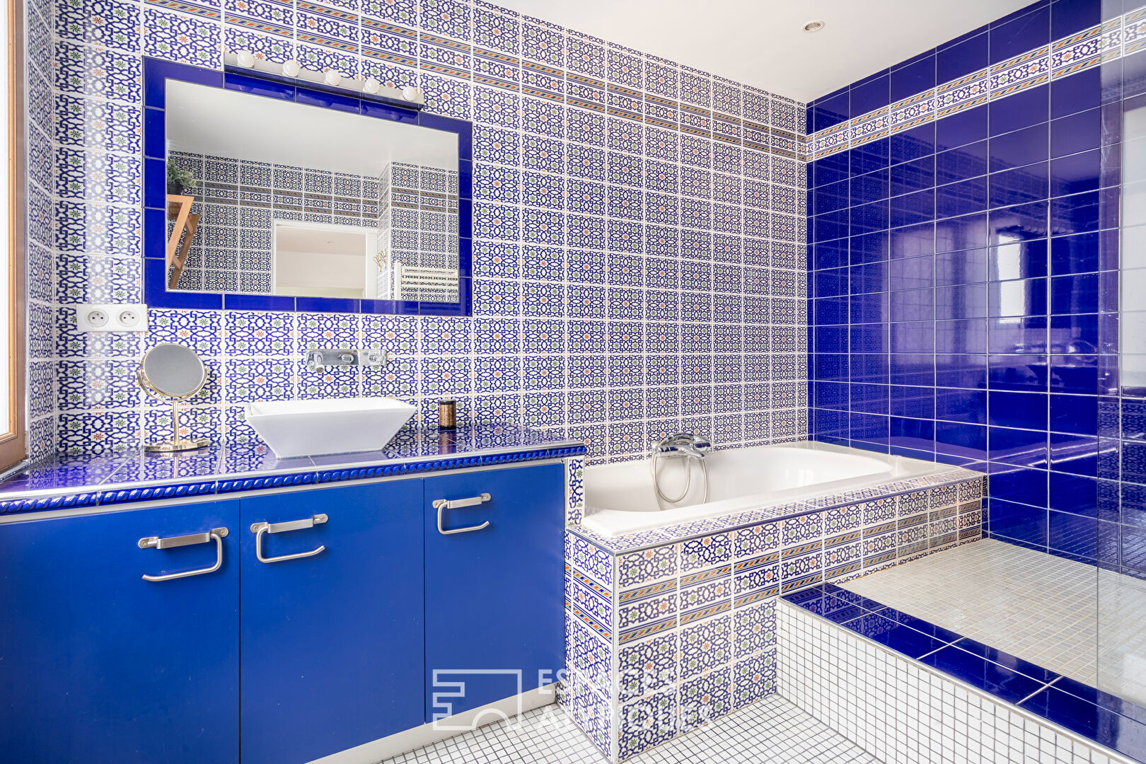 Duplex traversant avec terrasse