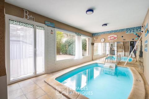 Maison familiale avec piscine intérieure