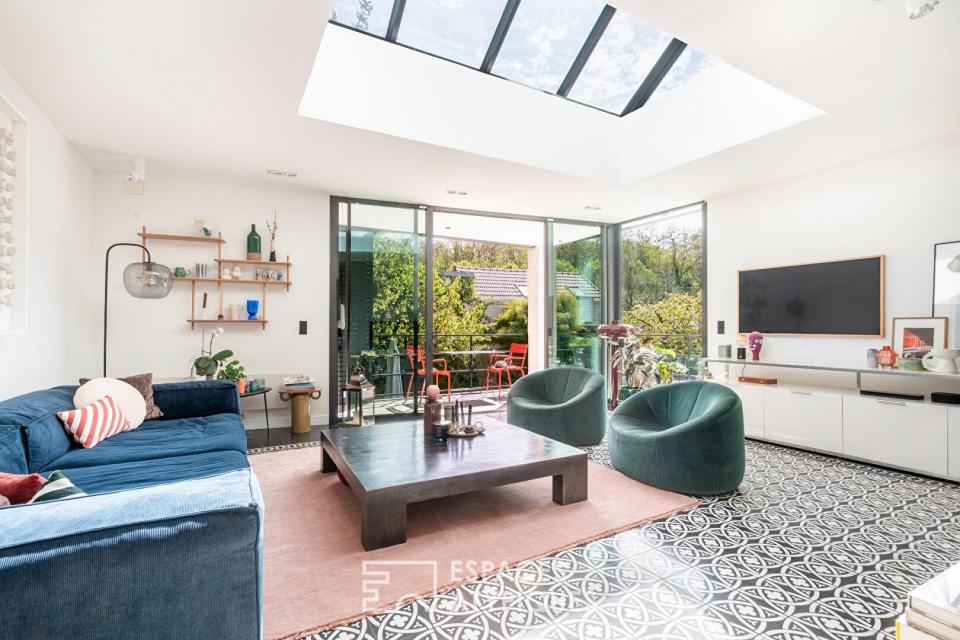 Meulière avec extension contemporaine et jardin