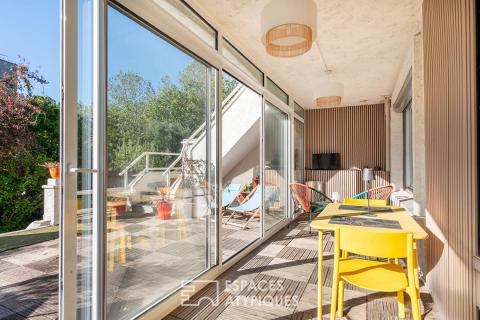 Maison divisée en duplex avec jardin