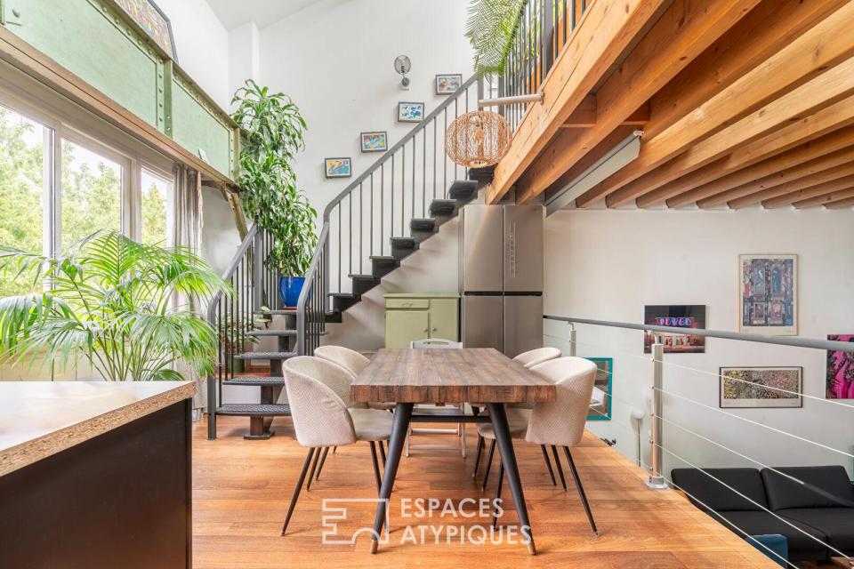 Loft avec verrière dans une ancienne usine