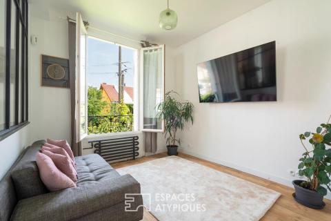 Duplex with outbuilding and garden
