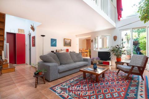 Maison avec terrasse arborée à la lisière du 20e