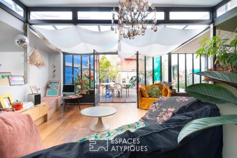 Loft avec terrasse dans un ancien atelier