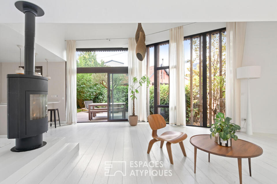 Maison contemporaine en ossature bois avec jardin et terrasse