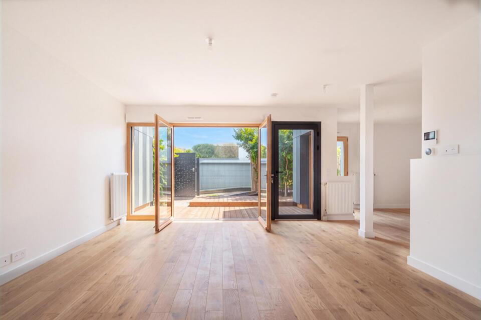 Maison contemporaine avec terrasse
