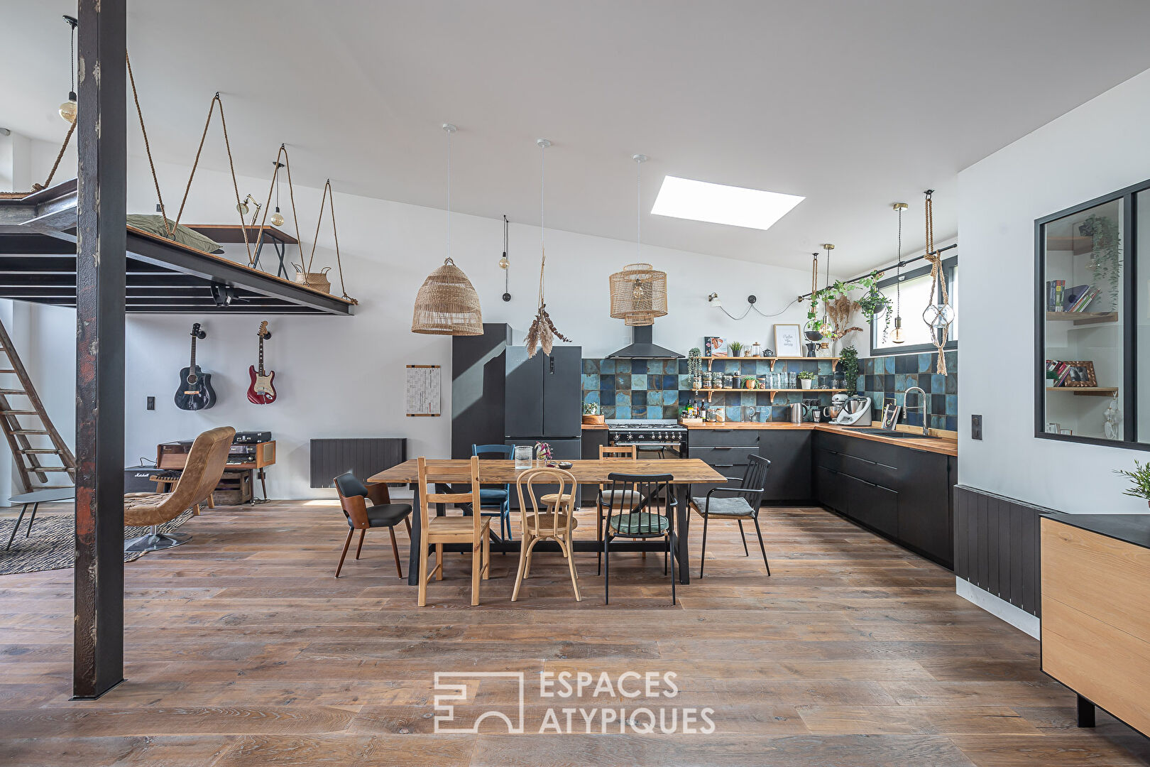 Contemporary loft with garden and terrace