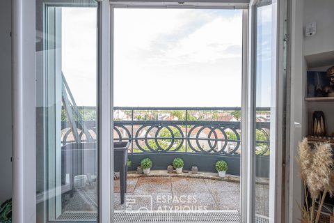 Apartment with balcony and mezzanine