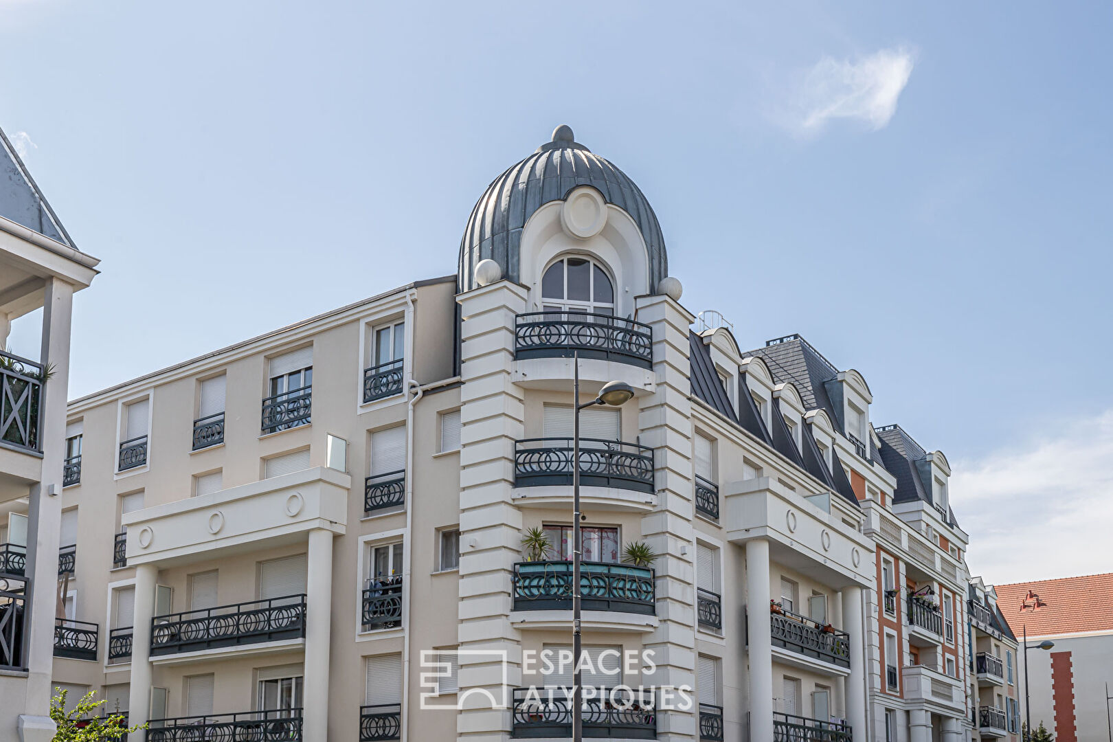 Apartment with balcony and mezzanine