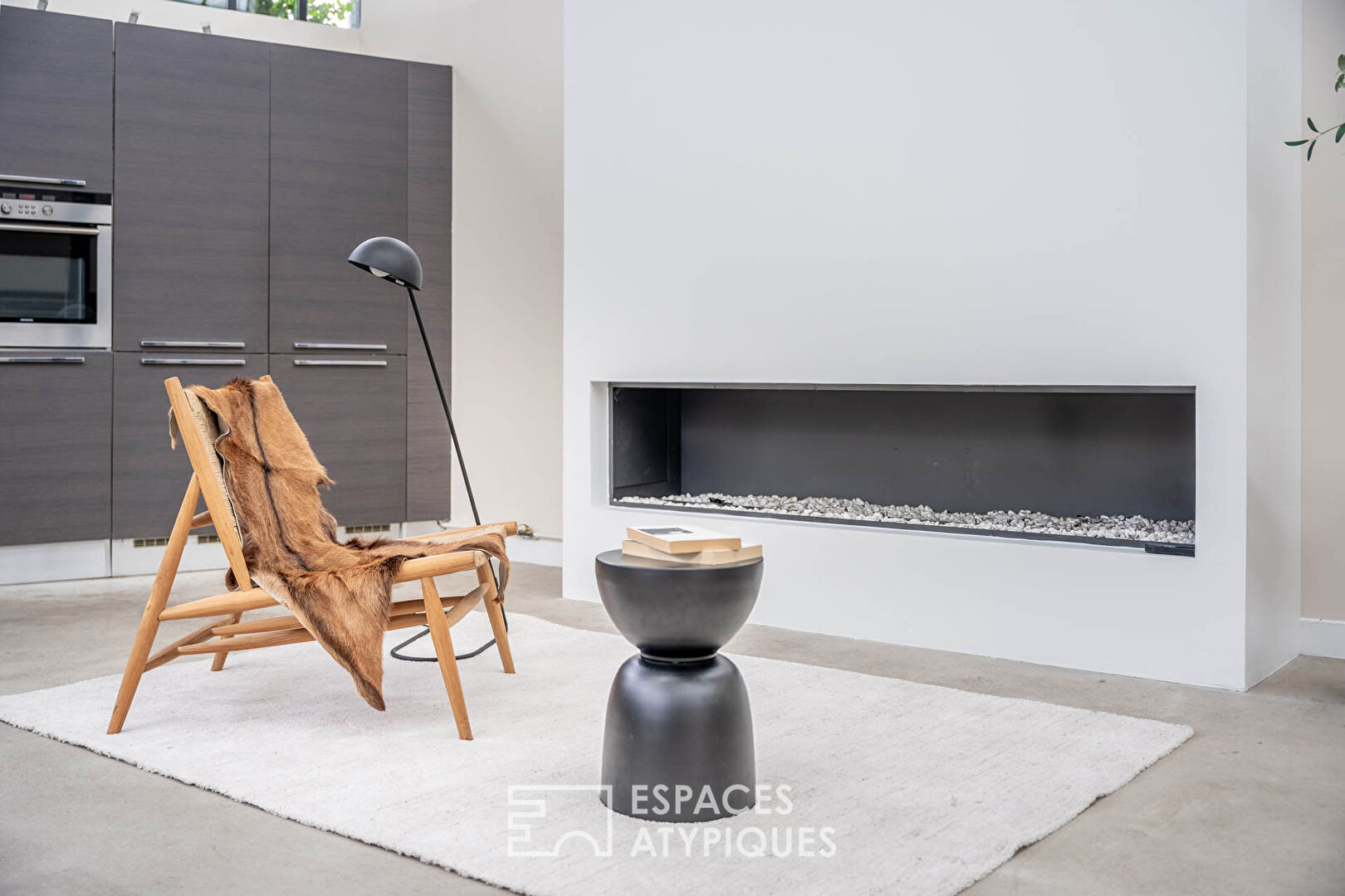 Loft avec terrasse dans anciens ateliers