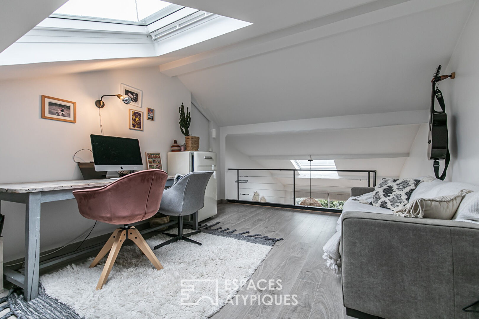 House divided into two Loft with garden