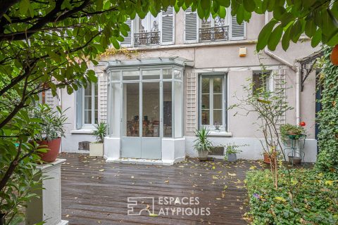 Maison de maître dans une ancienne cristallerie avec terrasse arborée