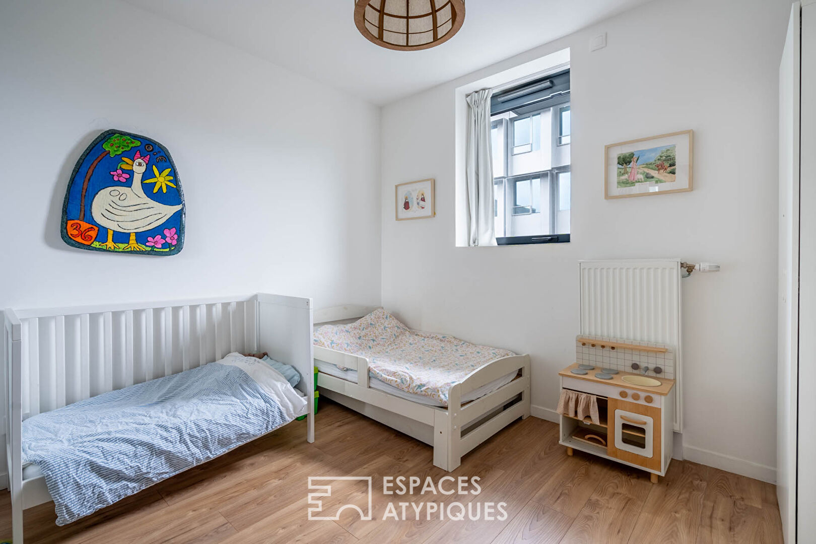 Loft contemporain avec séjour cathédrale