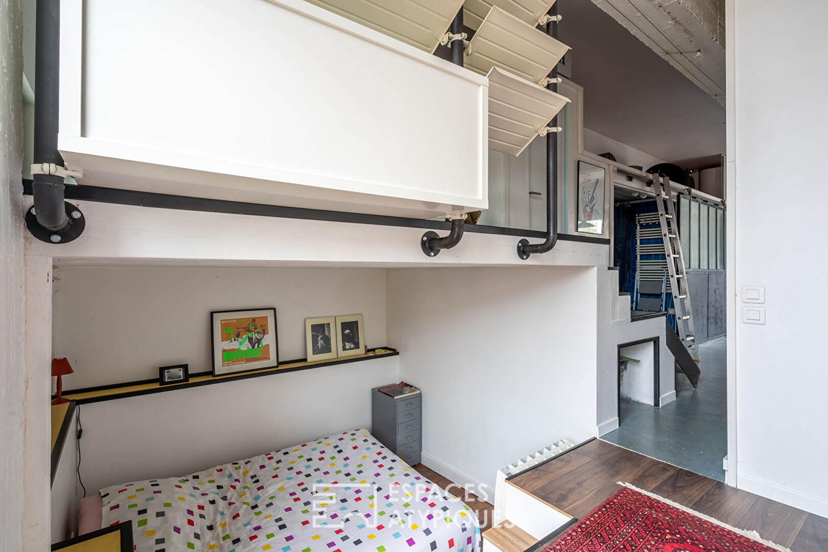 Former recording studio with 50m2 terrace