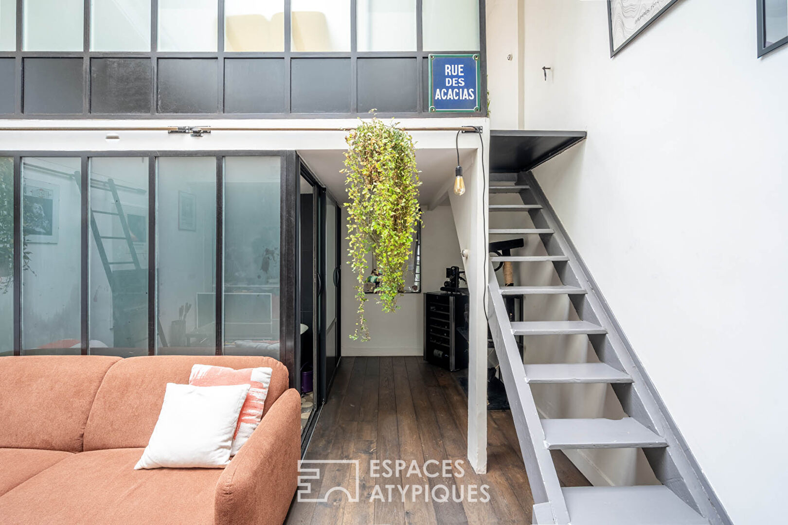 Loft en triplex aux multiples verrières