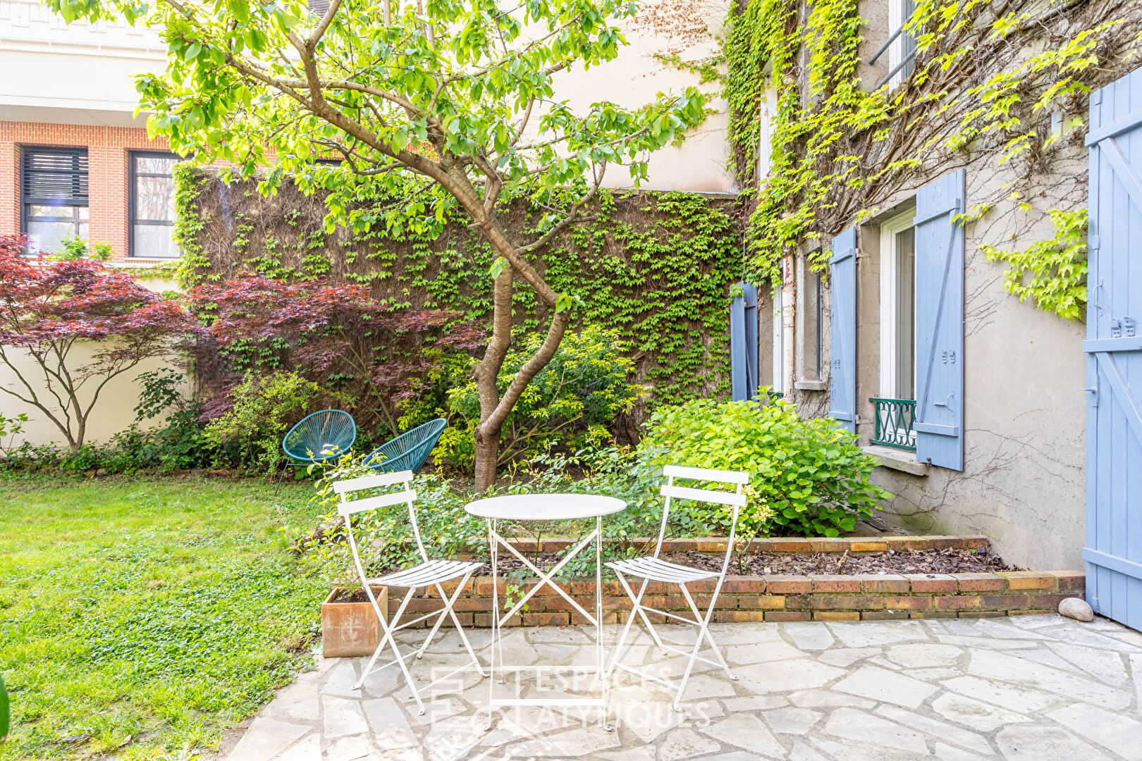 Duplex rénové avec jardin