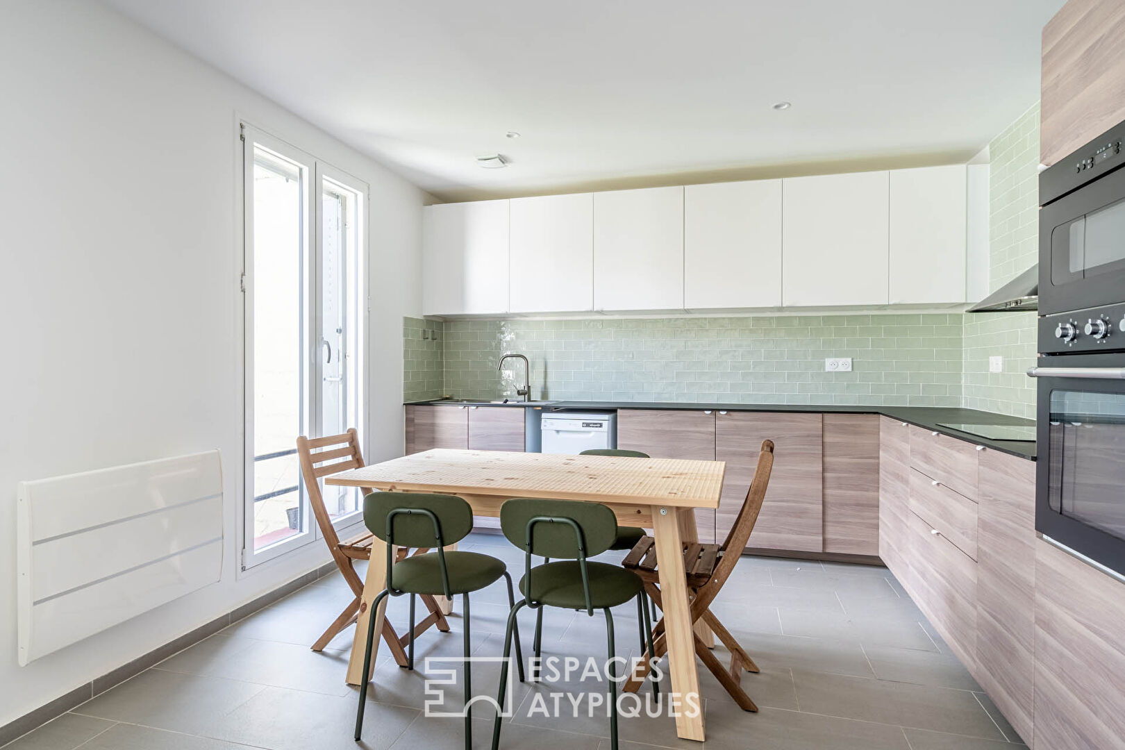 Maison rénovée avec cour