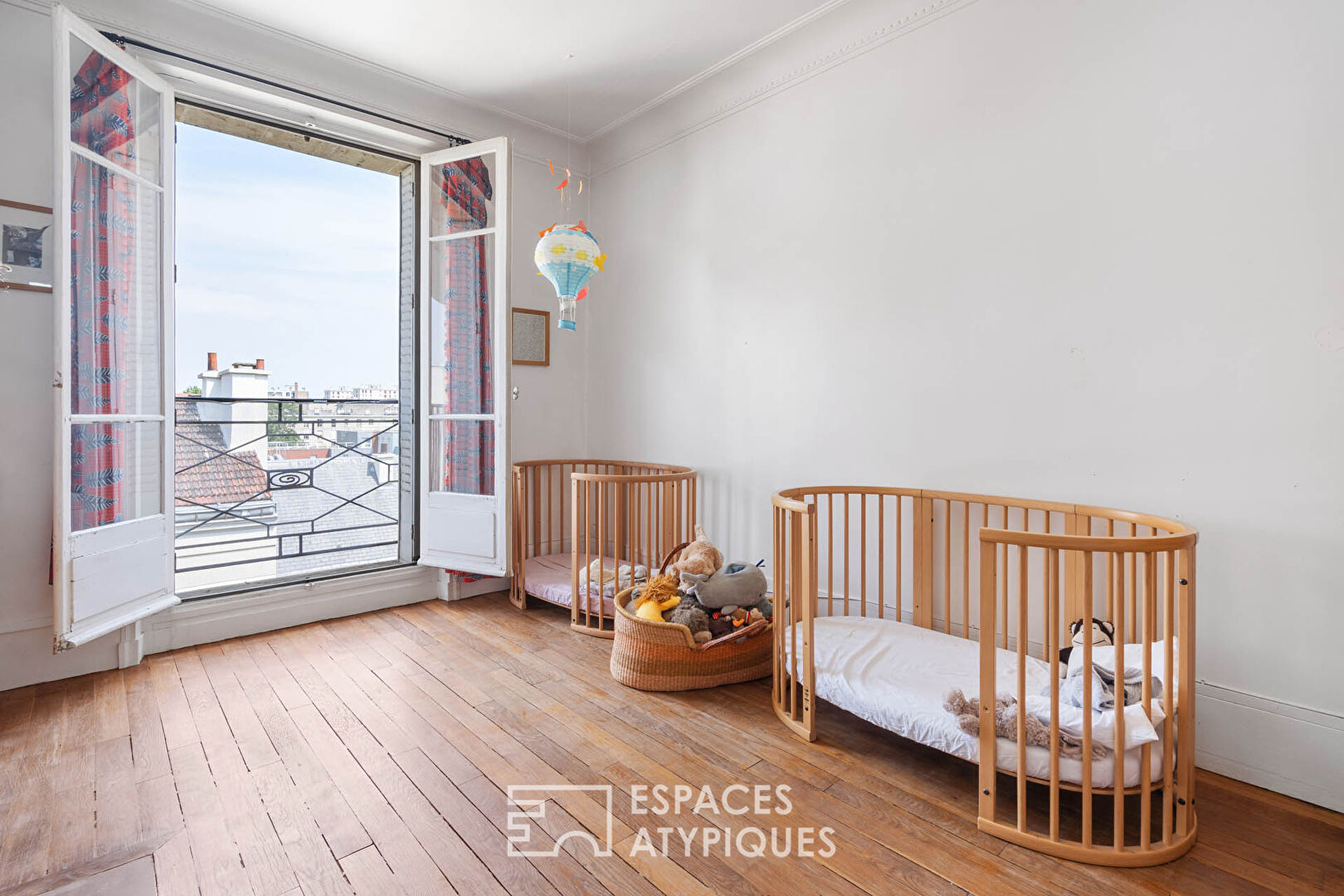 Appartement traversant avec balcon