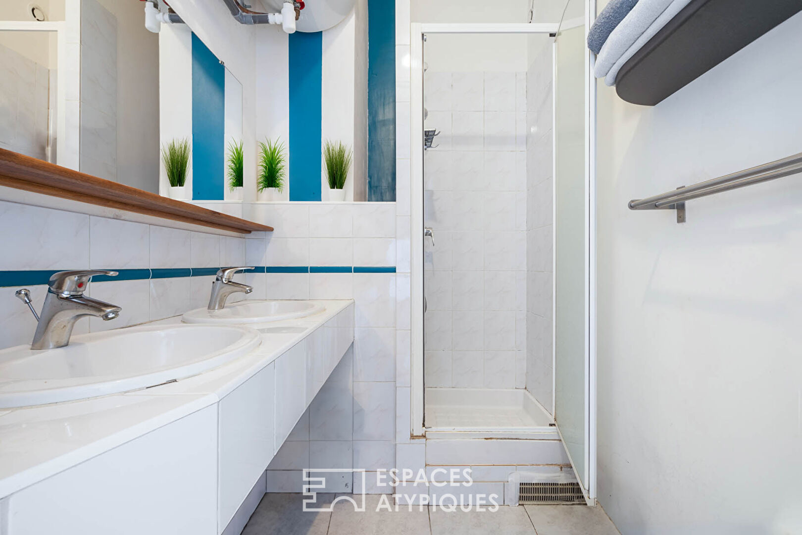 Appartement traversant avec balcon