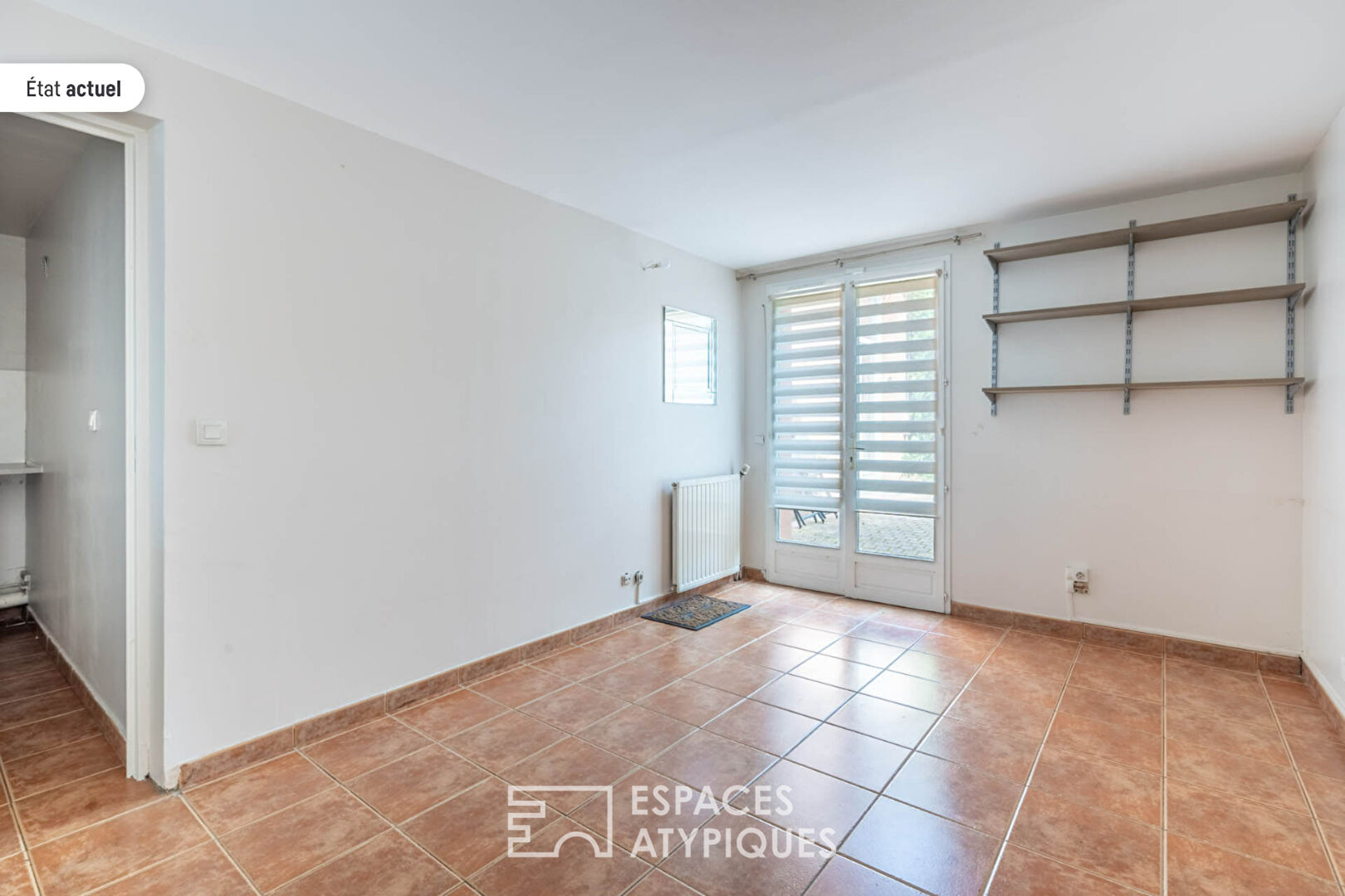 Maison de ville avec cours et appartement