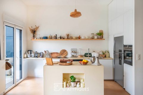 Appartement de charme avec terrasse et jardin