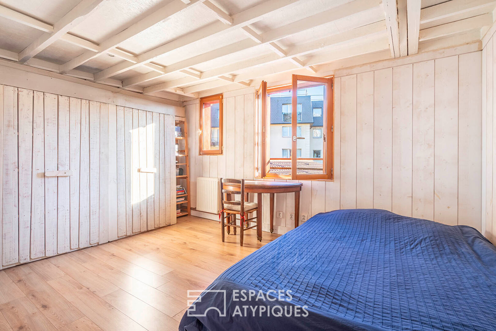 Maison avec patio et jardin