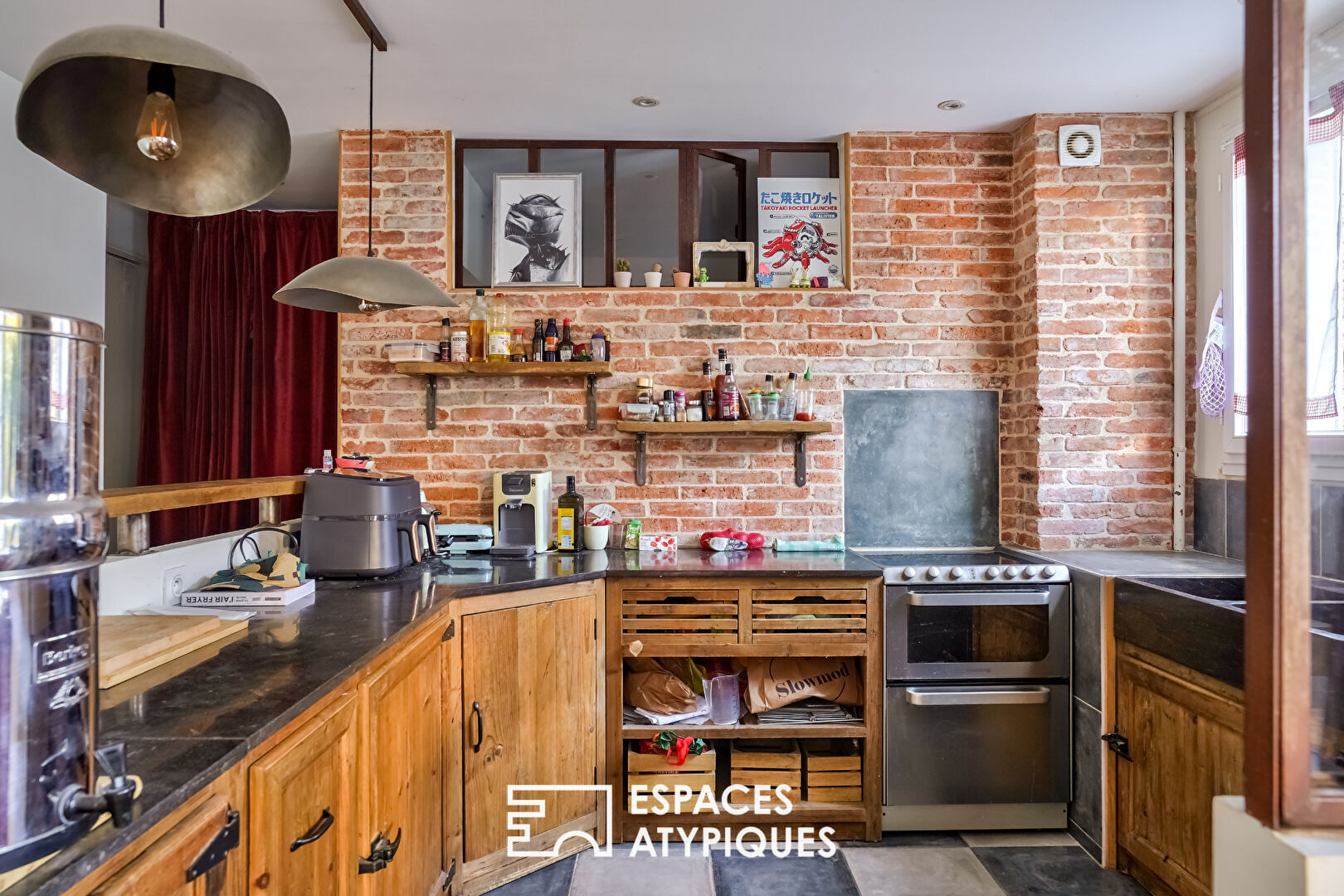 Large loft-style studio with private garden in Hauts-de-Vanves