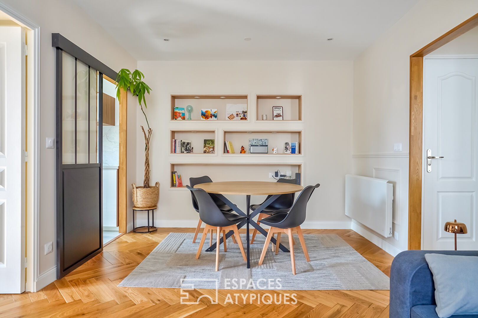 Appartement rénové au coeur du quartier Bac