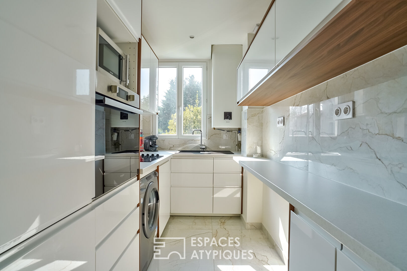 Appartement rénové au coeur du quartier Bac