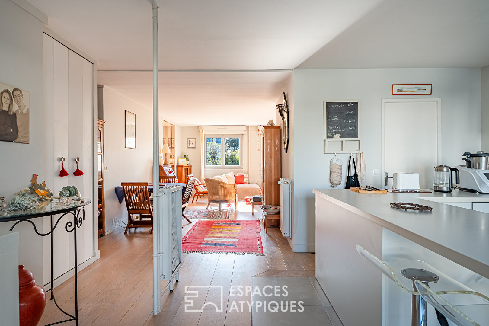 Duplex inversé traversant avec balcon