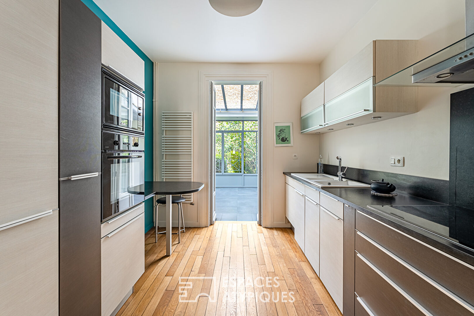 Charming house with garden in the heart of Asnières