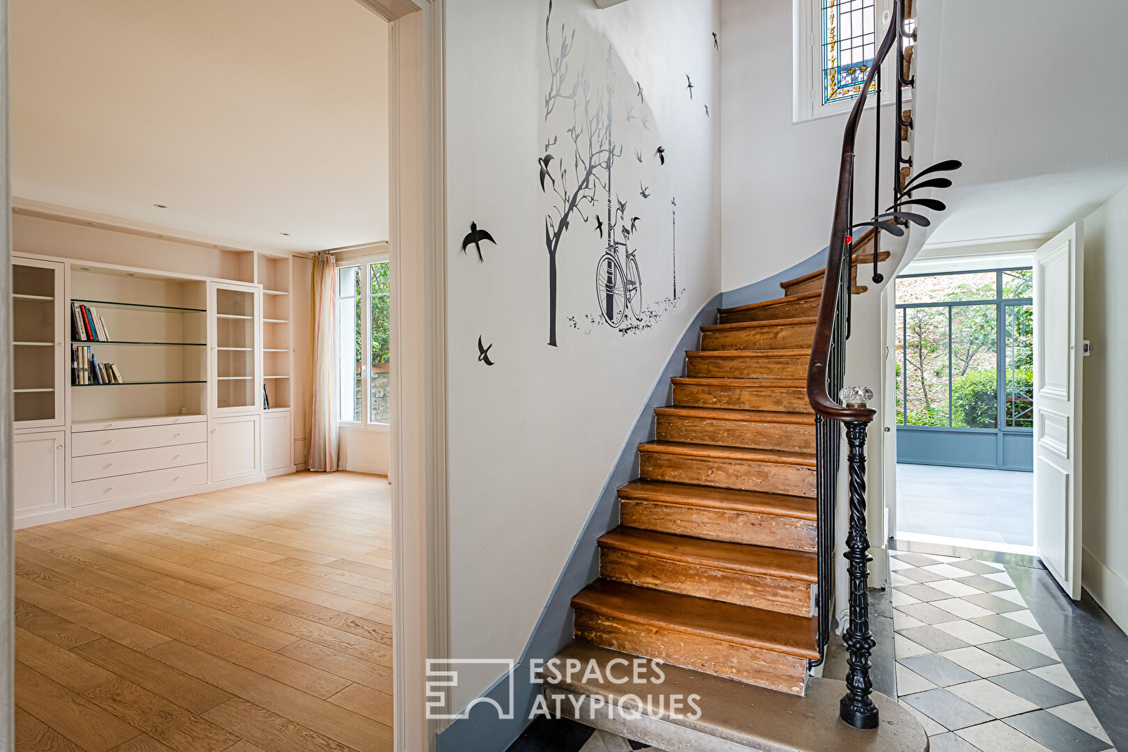 Charming house with garden in the heart of Asnières